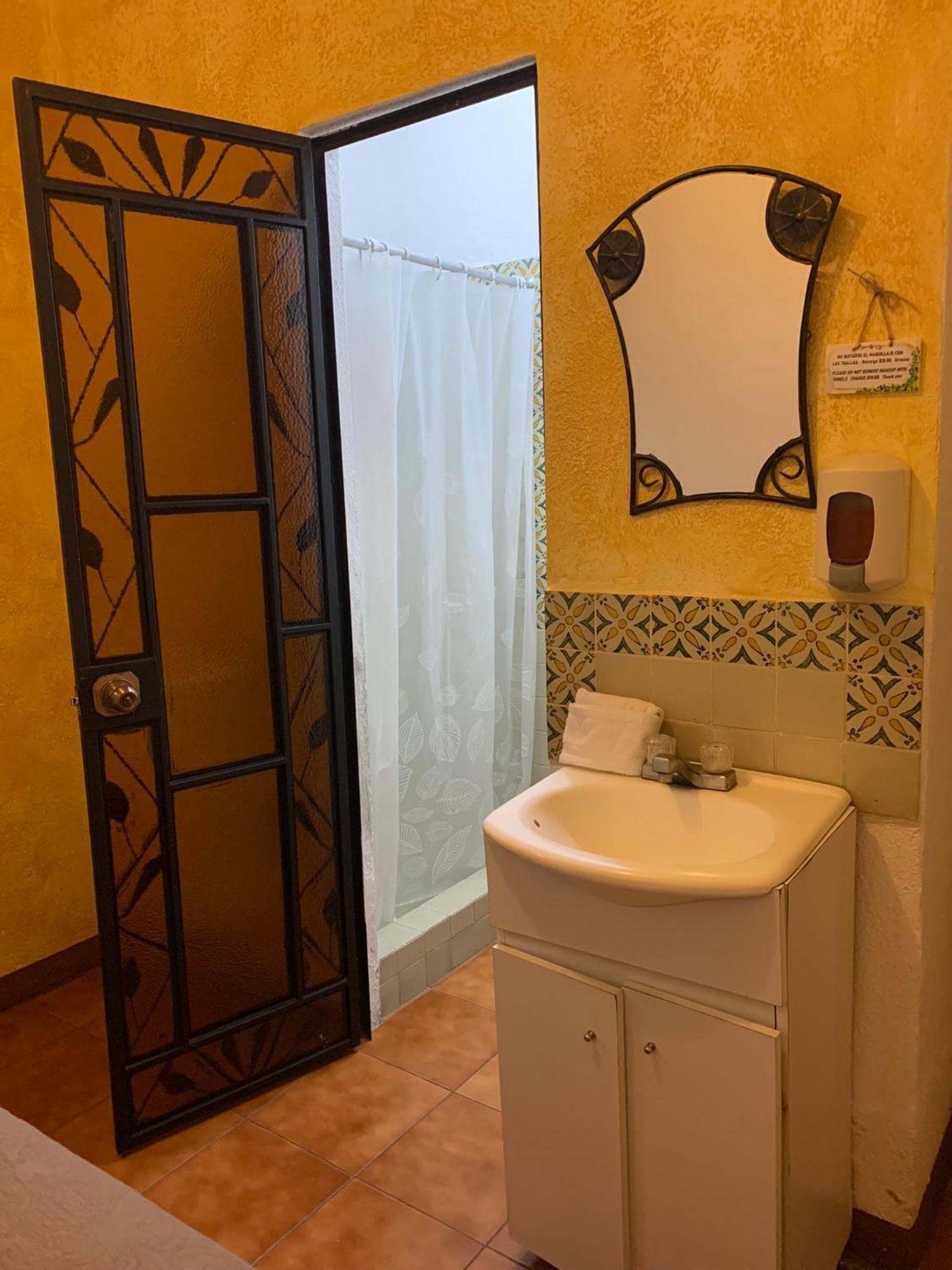 Hotel T Kon T Antigua Kültér fotó